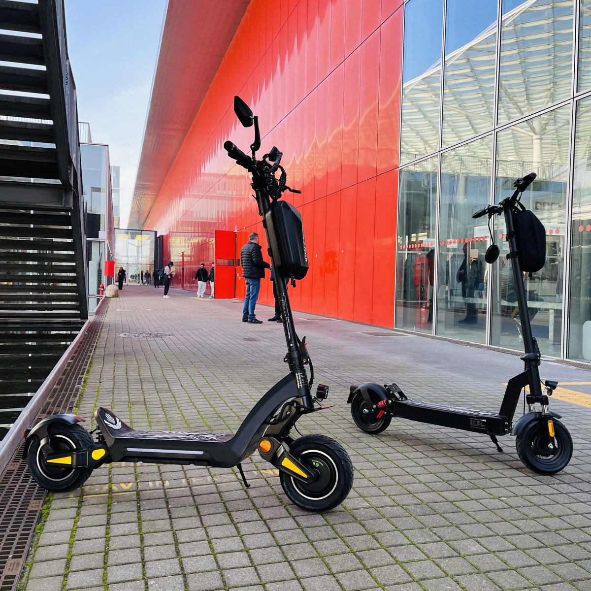 Dropshipping Dual Motor Electric Scooters For Adult 11" Tire 1500W*2 60V23.4Ah Urban Glide Pole Lock 80 km/h Folding E Scooter